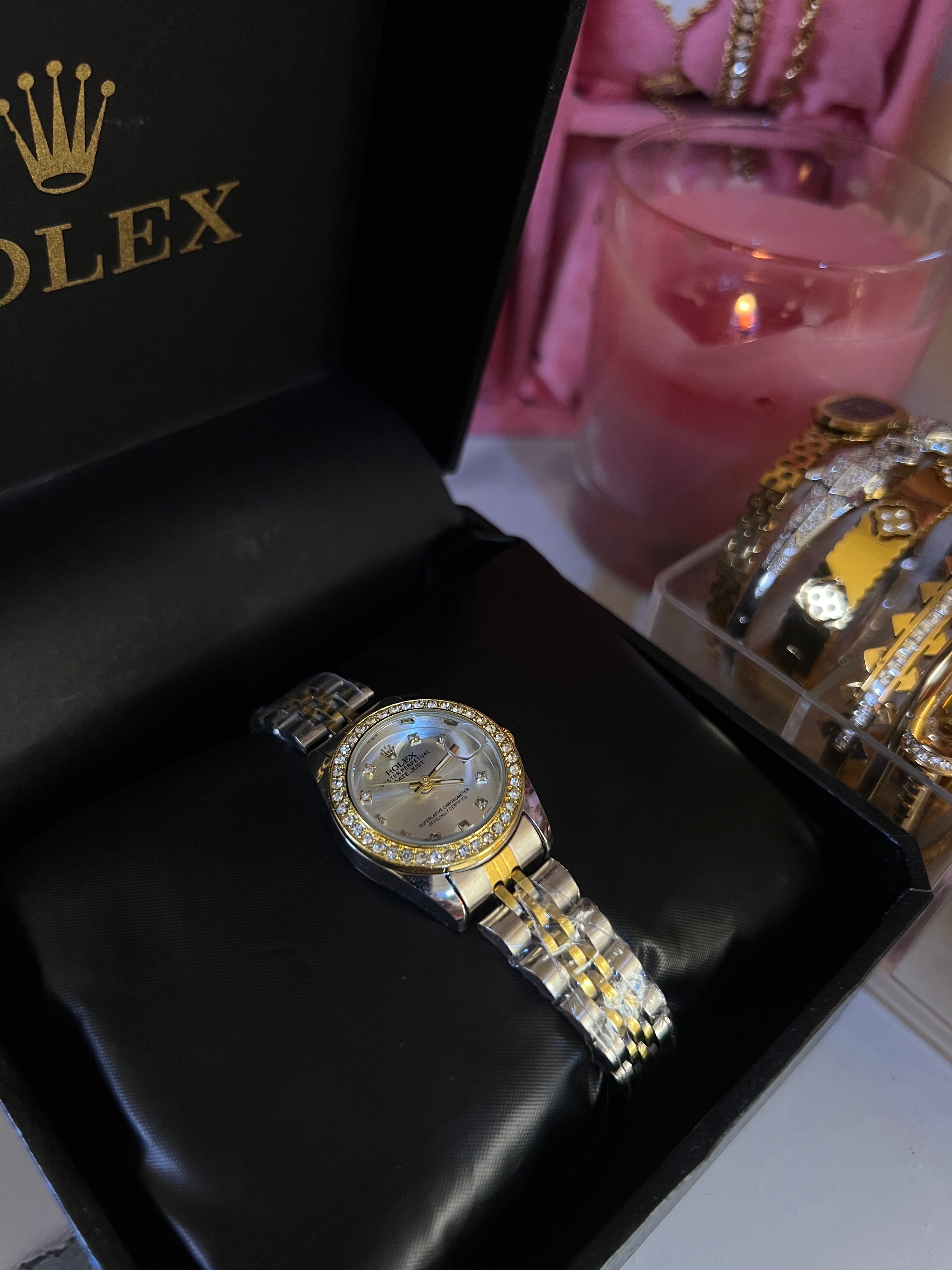 Silver dial With stones