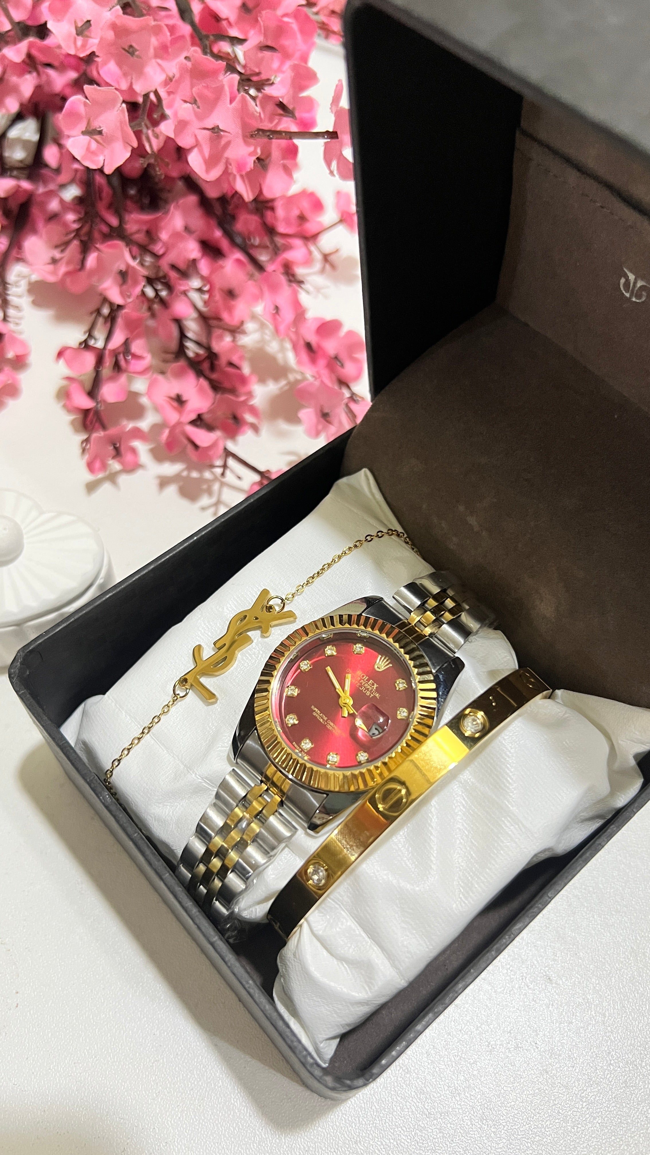 Three piece Red Royal Set