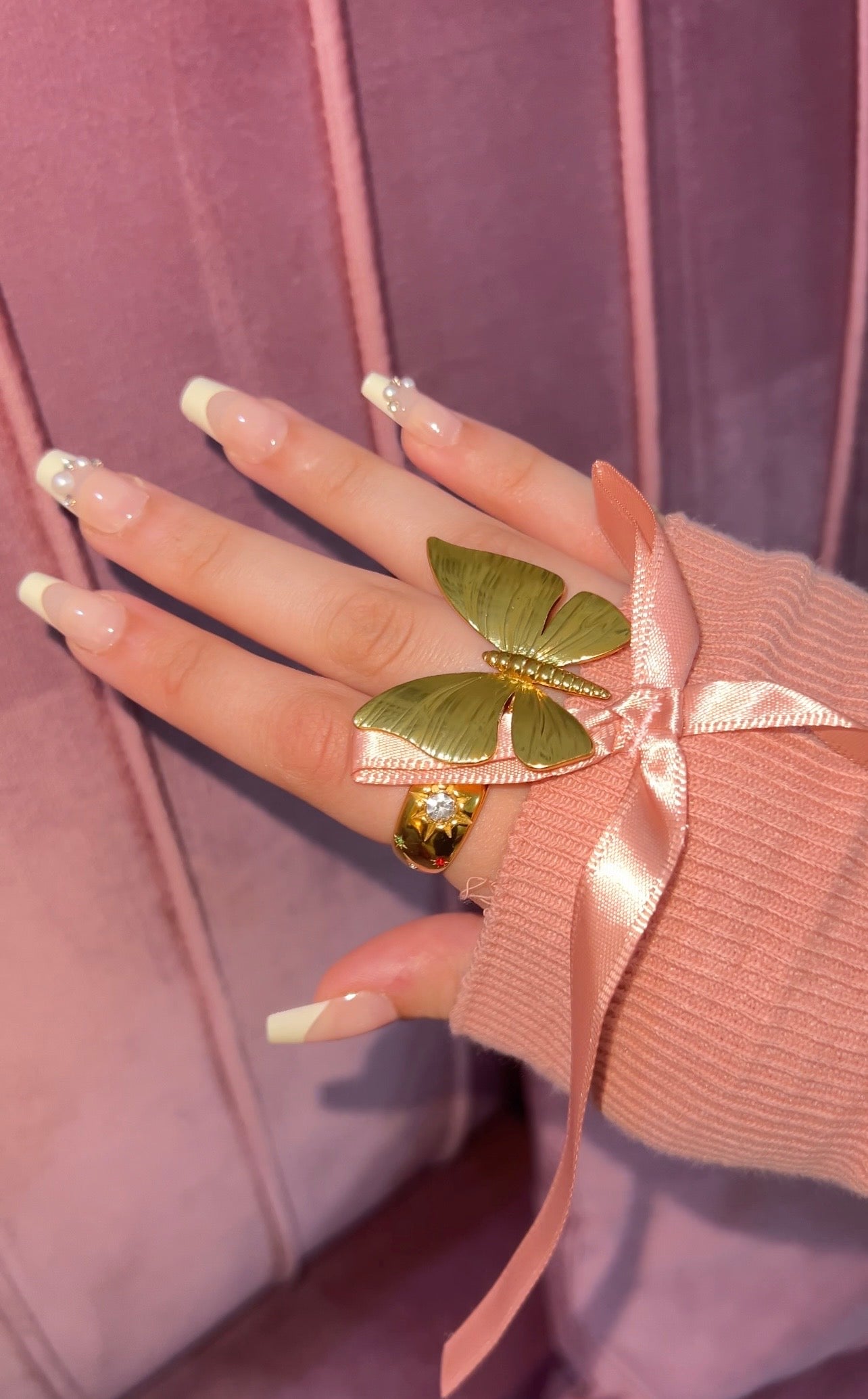 Butterfly ring