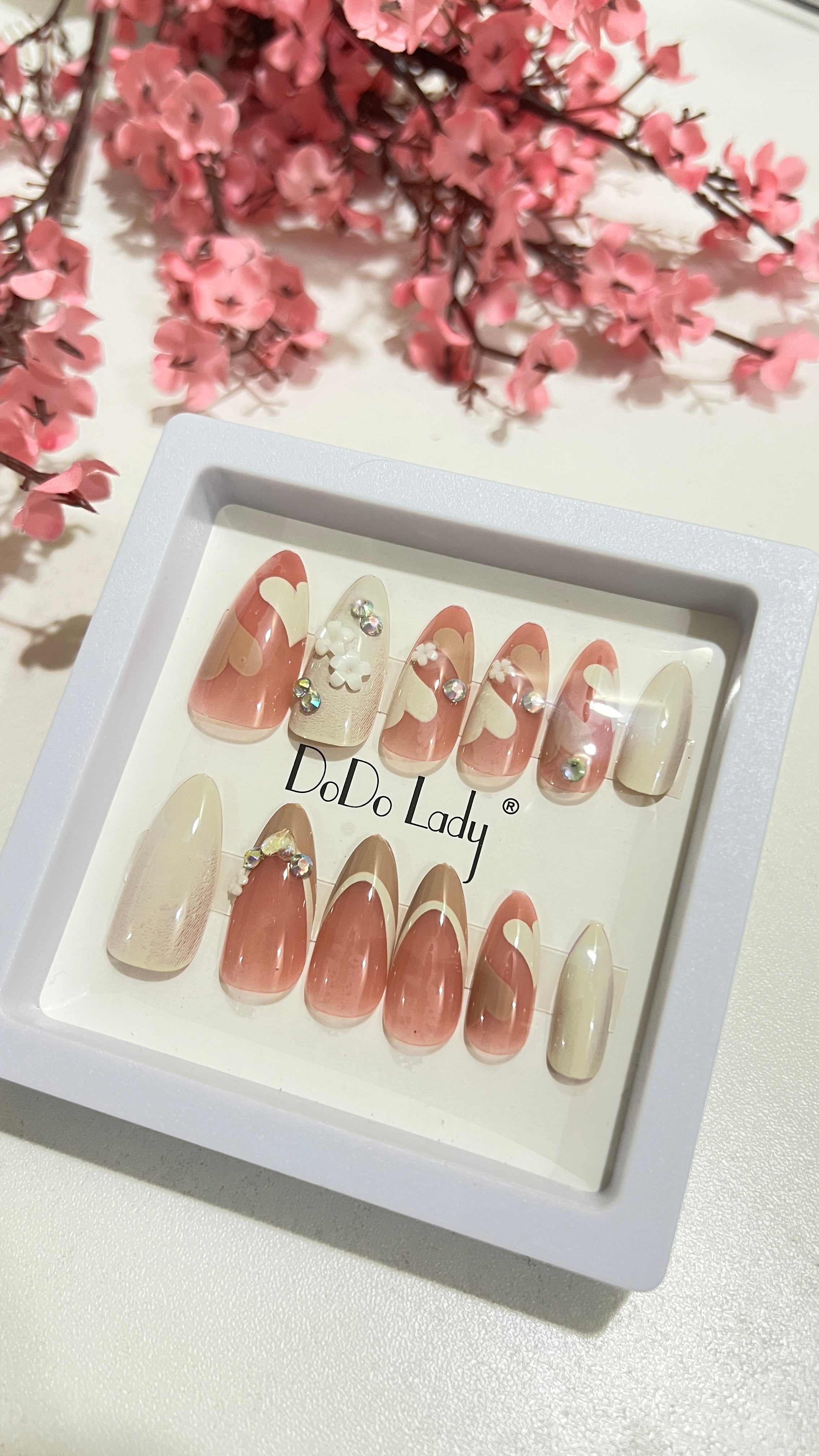 💕Trendy Nails Wm7