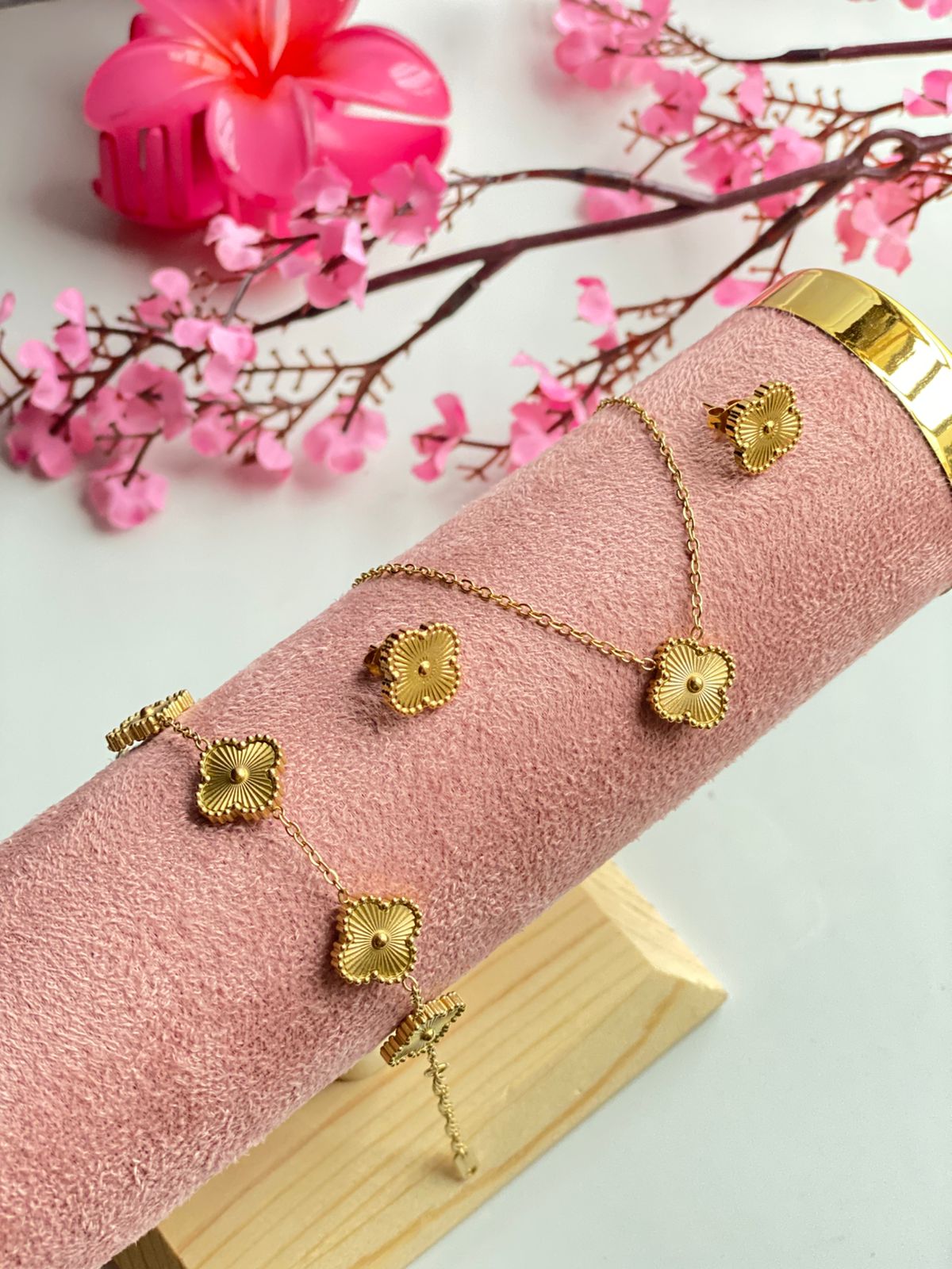 Golden Set